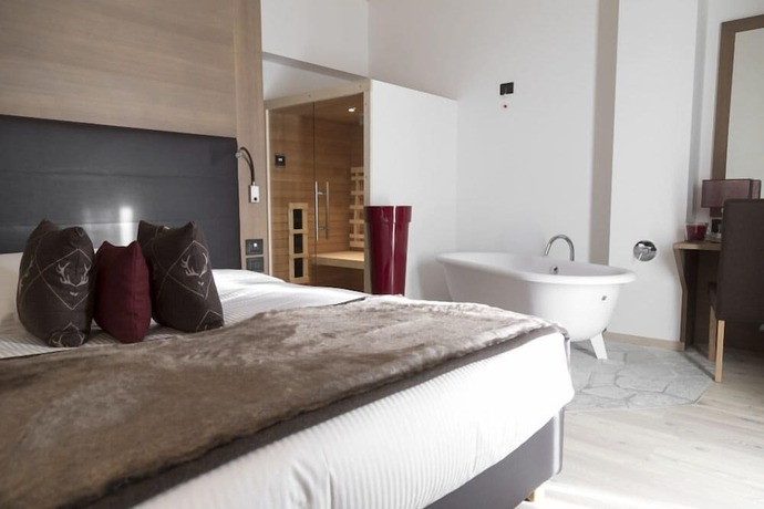 Imagen de la habitación del Hotel San Giacomo. Foto 12