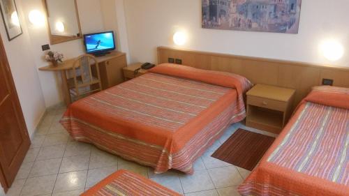 Imagen de la habitación del Hotel San Giorgio, CELLE LIGURE. Foto 6