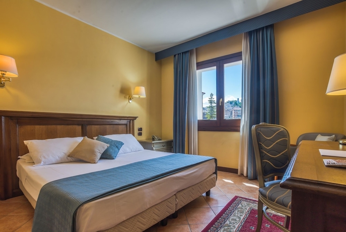 Imagen de la habitación del Hotel San Giorgio, Campobasso. Foto 11