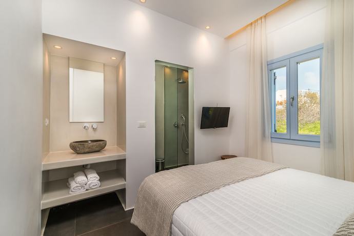 Imagen de la habitación del Hotel San Giorgio, Fira. Foto 15