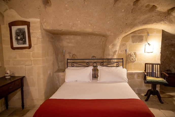 Imagen de la habitación del Hotel San Giorgio Matera. Foto 9