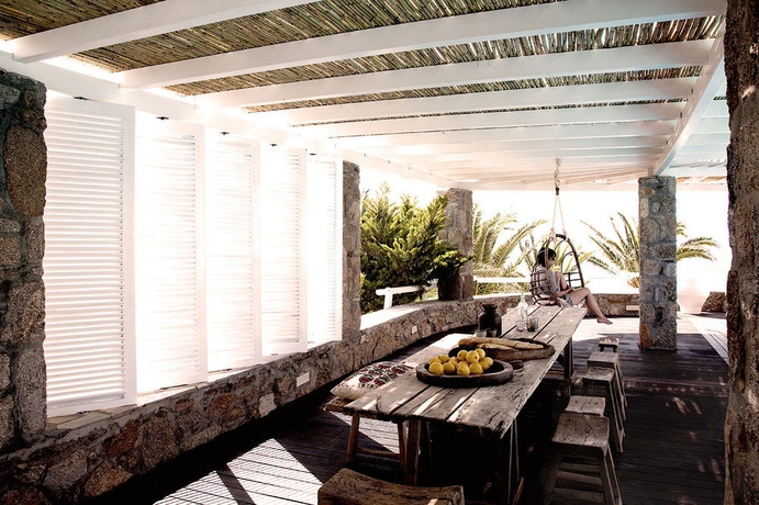 Imagen del bar/restaurante del Hotel San Giorgio, Mikonos. Foto 2
