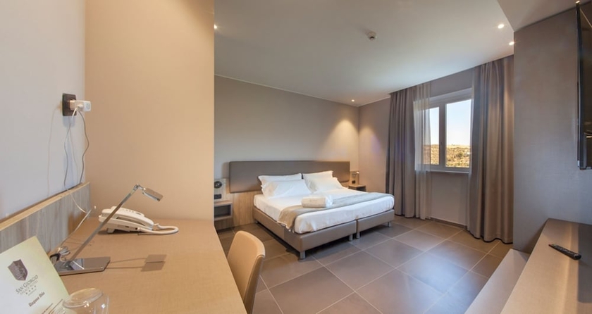 Imagen de la habitación del Hotel San Giorgio Palace. Foto 4