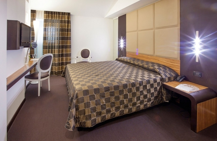 Imagen de la habitación del Hotel San Giorgio Palace. Foto 9