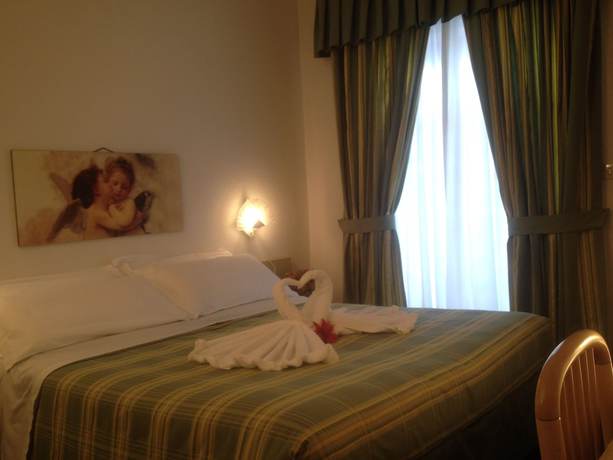 Imagen de la habitación del Hotel San Giorgio, Sauze D'oulx. Foto 6