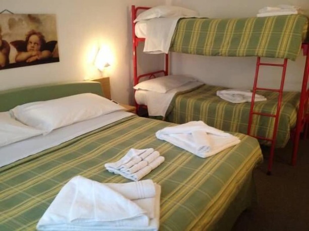 Imagen de la habitación del Hotel San Giorgio, Sauze D'oulx. Foto 8