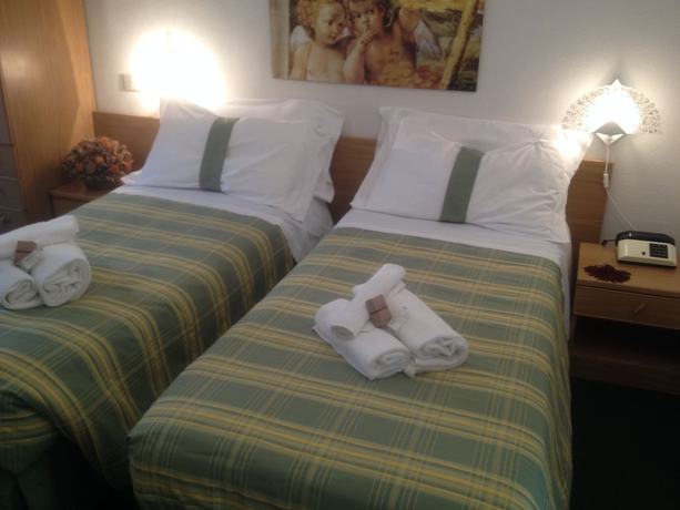 Imagen de la habitación del Hotel San Giorgio, Sauze D'oulx. Foto 9