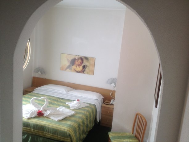 Imagen de la habitación del Hotel San Giorgio, Sauze D'oulx. Foto 18