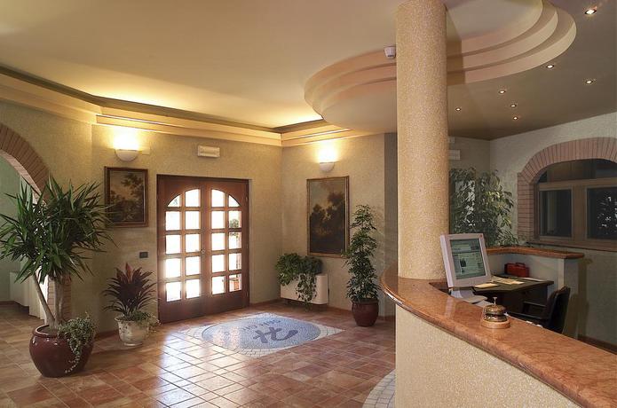 Imagen de los interiores del Hotel San Giorgio, Tur&iacute;n. Foto 17