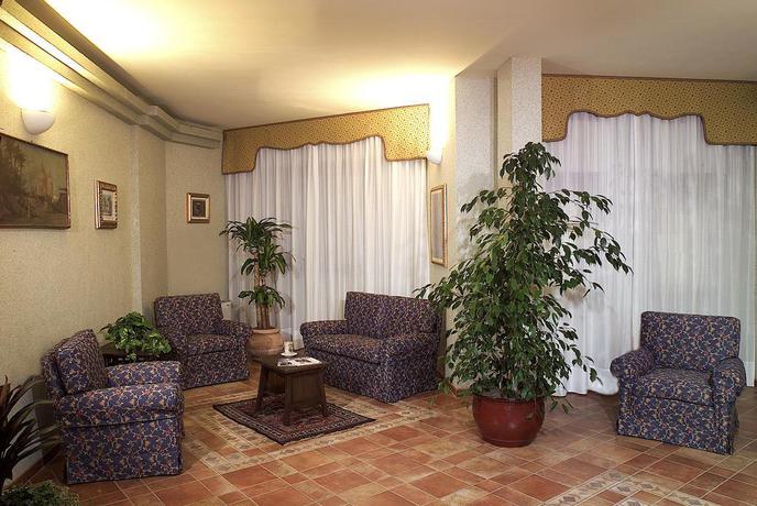 Imagen de los interiores del Hotel San Giorgio, Tur&iacute;n. Foto 18