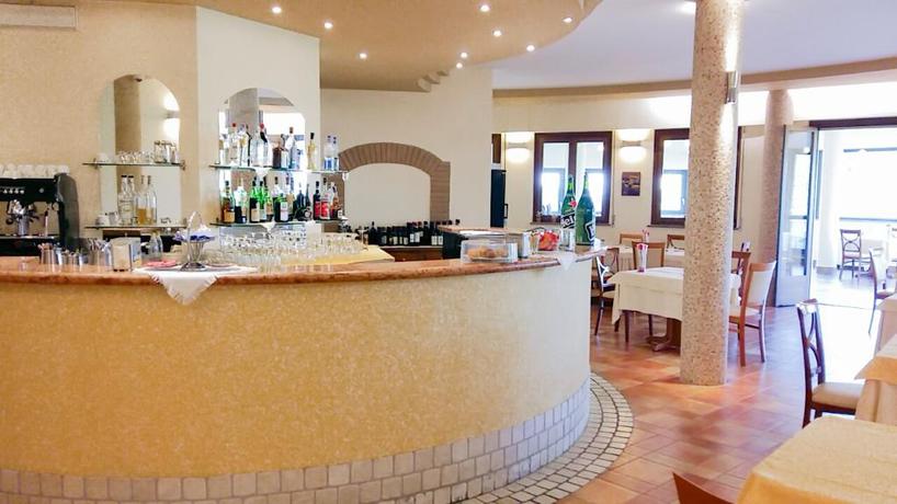 Imagen del bar/restaurante del Hotel San Giorgio, Tur&iacute;n. Foto 2