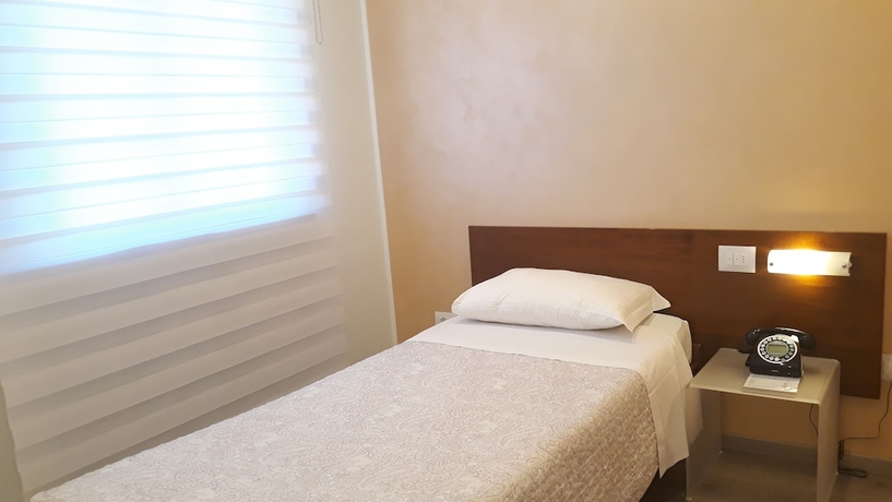 Imagen de la habitación del Hotel San Giorgio, Udine. Foto 8