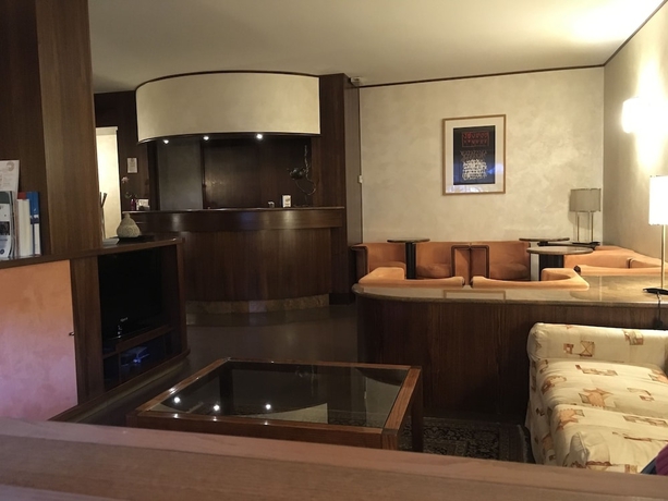 Imagen de los interiores del Hotel San Giorgio, Udine. Foto 19