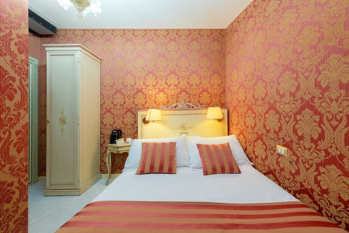 Imagen de la habitación del Hotel San Giorgio, Venecia. Foto 10