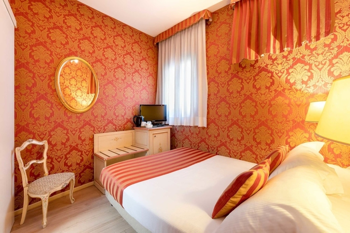Imagen de la habitación del Hotel San Giorgio, Venecia. Foto 11