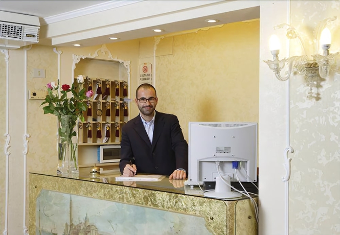 Imagen de los interiores del Hotel San Giorgio, Venecia. Foto 15