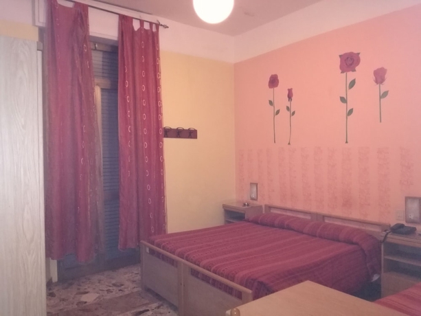 Imagen de la habitación del Hotel San Giovanni, Milán. Foto 7