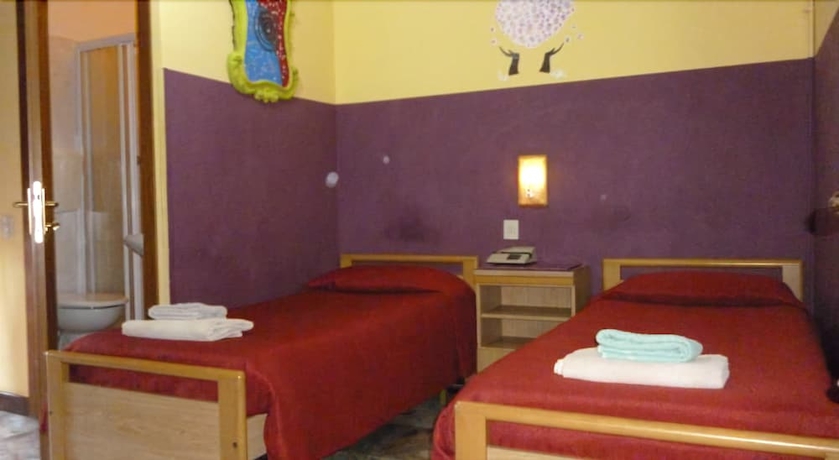 Imagen de la habitación del Hotel San Giovanni, Milán. Foto 10