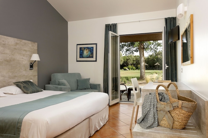 Imagen de la habitación del Hotel San Giovanni, Porto Vecchio. Foto 6