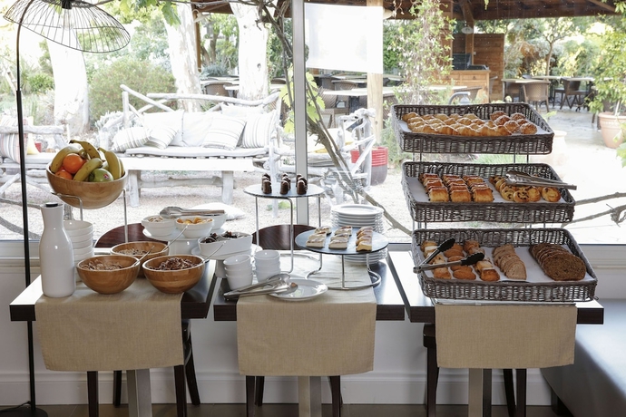 Imagen del bar/restaurante del Hotel San Giovanni, Porto Vecchio. Foto 5