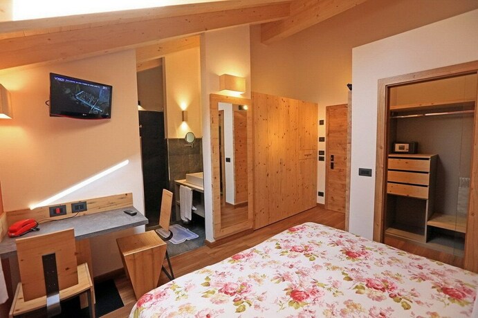 Imagen de la habitación del Hotel San Giovanni, S&egrave;n Jan. Foto 18