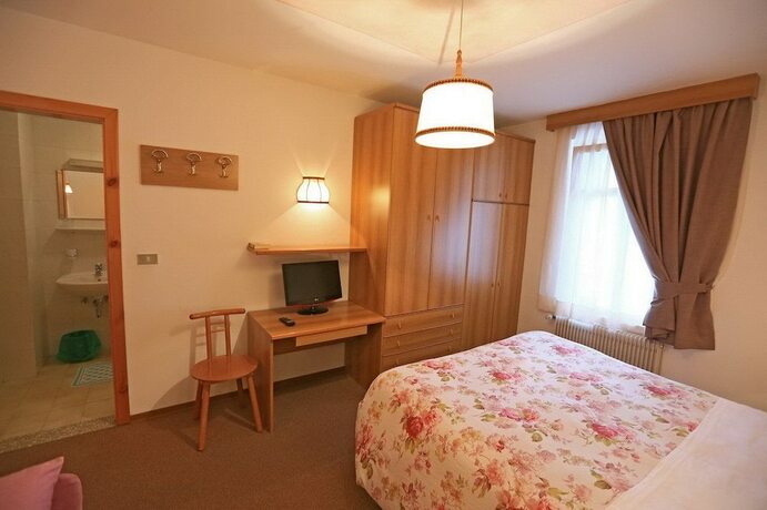 Imagen de la habitación del Hotel San Giovanni, S&egrave;n Jan. Foto 20