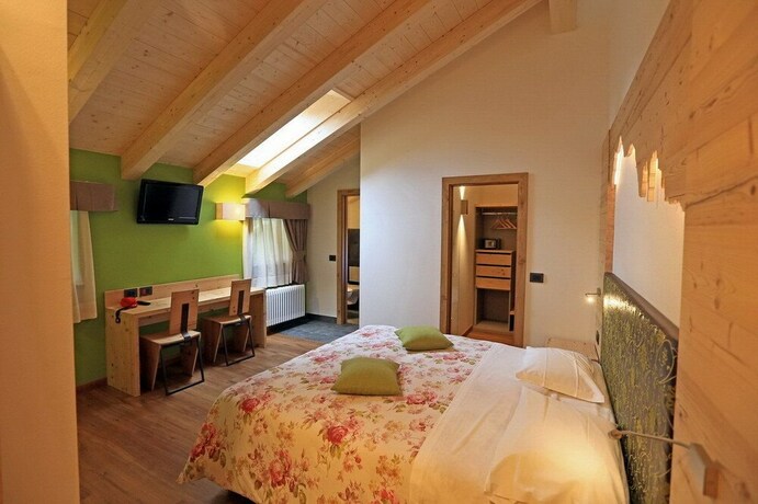 Imagen de la habitación del Hotel San Giovanni, S&egrave;n Jan. Foto 27