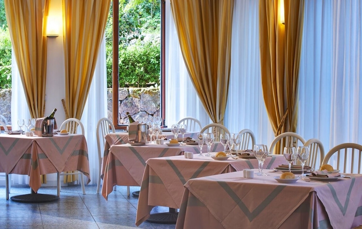 Imagen del bar/restaurante del Hotel San Giovanni Terme. Foto 2