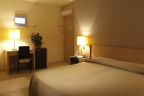 Imagen de la habitación del Hotel San Giuan. Foto 12