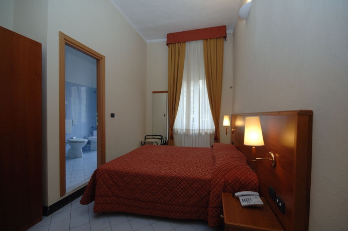 Imagen de la habitación del Hotel San Giuseppe, FINALE LIGURE. Foto 7
