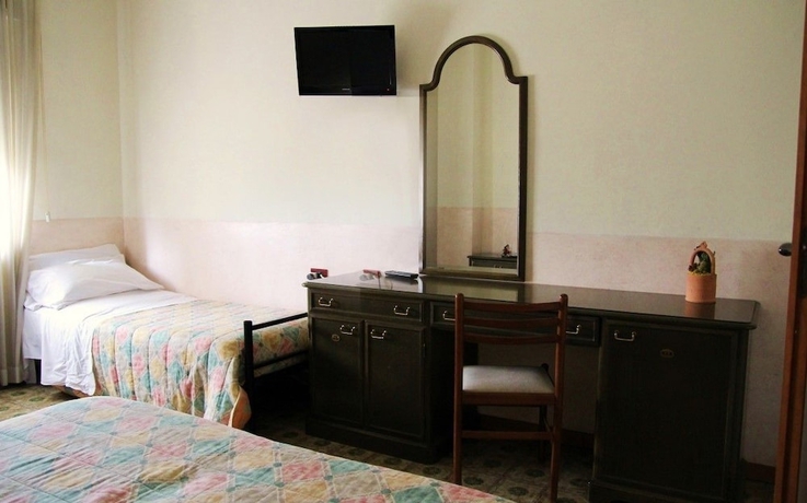 Imagen de la habitación del Hotel San Giuseppe, Pozzuoli. Foto 7
