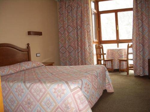 Imagen general del Hotel San Glorio, Llánaves de la Reina. Foto 10