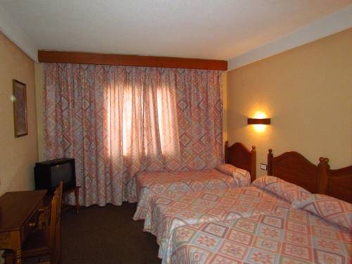 Imagen general del Hotel San Glorio, Llánaves de la Reina. Foto 12