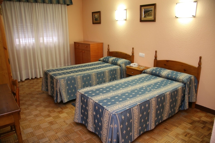 Imagen de la habitación del Hotel San Glorio, Santander. Foto 8