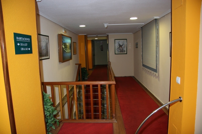 Imagen de los interiores del Hotel San Glorio, Santander. Foto 17