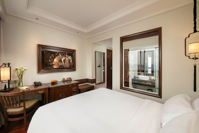 Imagen de la habitación del Hotel San Grand. Foto 5