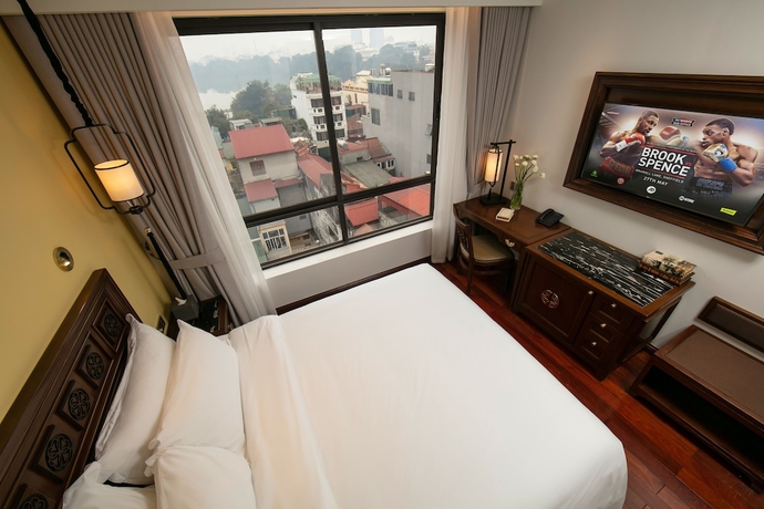 Imagen de la habitación del Hotel San Grand. Foto 6