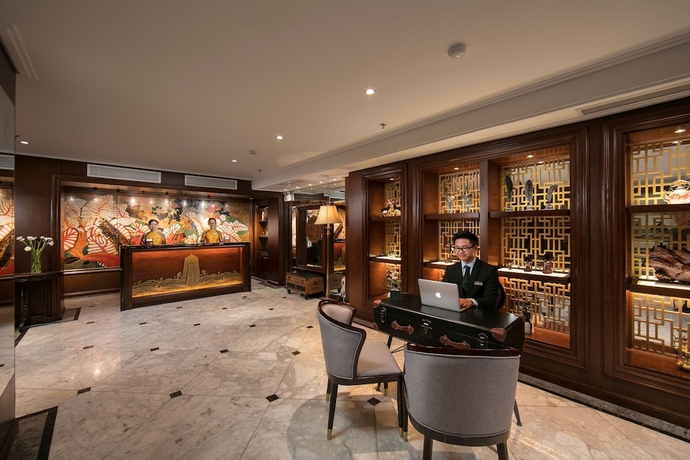 Imagen de los interiores del Hotel San Grand. Foto 15