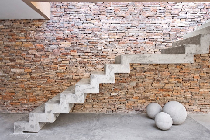 Imagen de los interiores del Hotel San Isidro Plaza. Foto 7