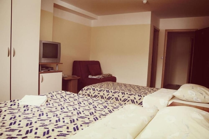 Imagen de la habitación del Hotel San Jahorina. Foto 10