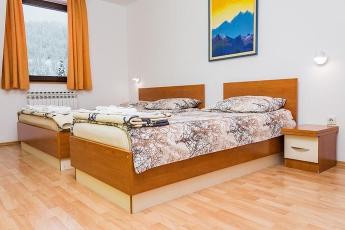 Imagen de la habitación del Hotel San Jahorina. Foto 13