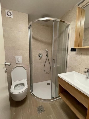 Imagen de la habitación del Hotel San Jahorina. Foto 17