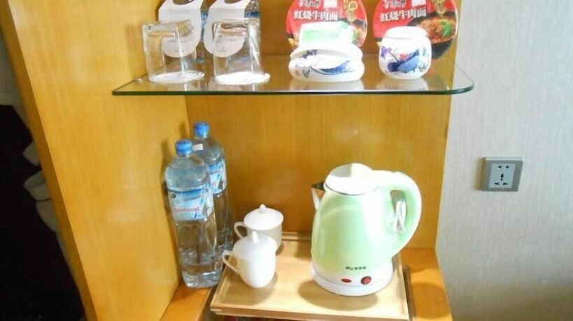 Imagen de la habitación del Hotel San Jiang Grand. Foto 17