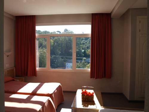 Imagen de la habitación del Hotel San Jorge, Alcala de los Gazules. Foto 6