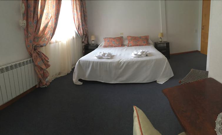 Imagen de la habitación del Hotel San Jorge, Jun&iacute;n de los Andes. Foto 7