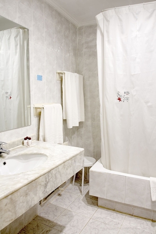 Imagen de la habitación del Hotel San Jorge, Santurtzi. Foto 13