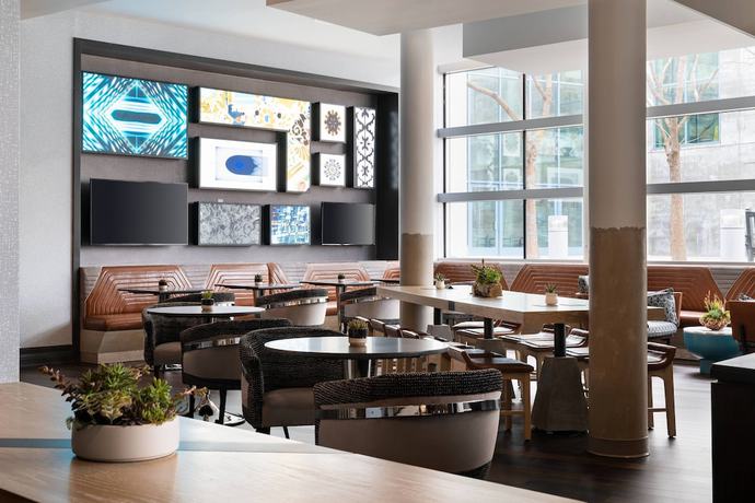 Imagen de la habitación del Hotel San Jose Marriott. Foto 11