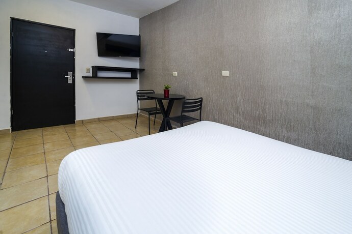 Imagen de la habitación del Hotel San Jos&eacute; Suites Boutique. Foto 17