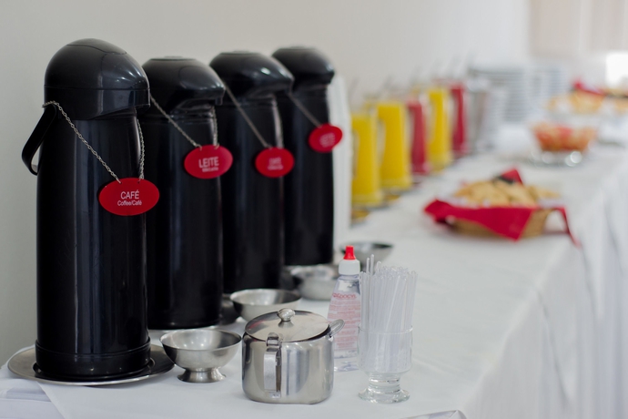 Imagen de los interiores del Hotel San Juan Executive. Foto 9