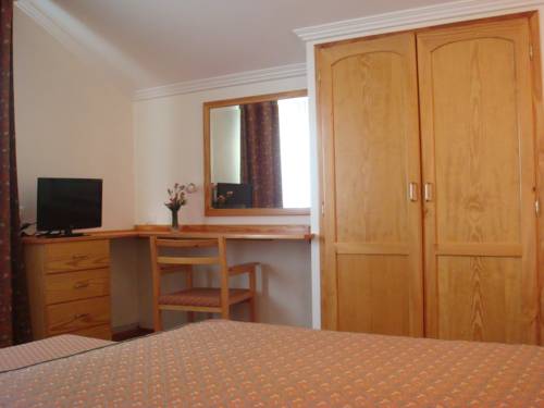 Imagen de la habitación del Hotel San Juan II. Foto 4